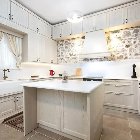 Apartment Neo Lithos Center & Port *